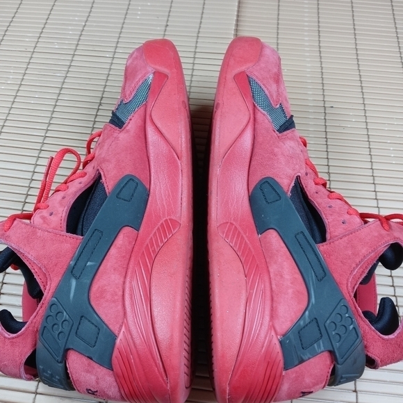 Nike Air Huarache University Red Black Sz 12.  705005-600 Love Hate Bulls a22pem main image 8